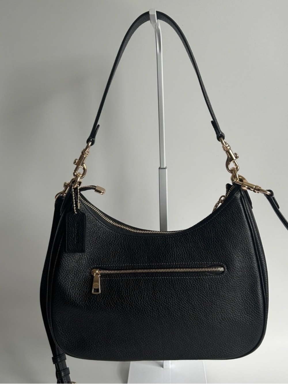Teri Hobo Coach Black Pebbled Leather Shoulder Bag with Gold Hardware - Picture 2 of 7